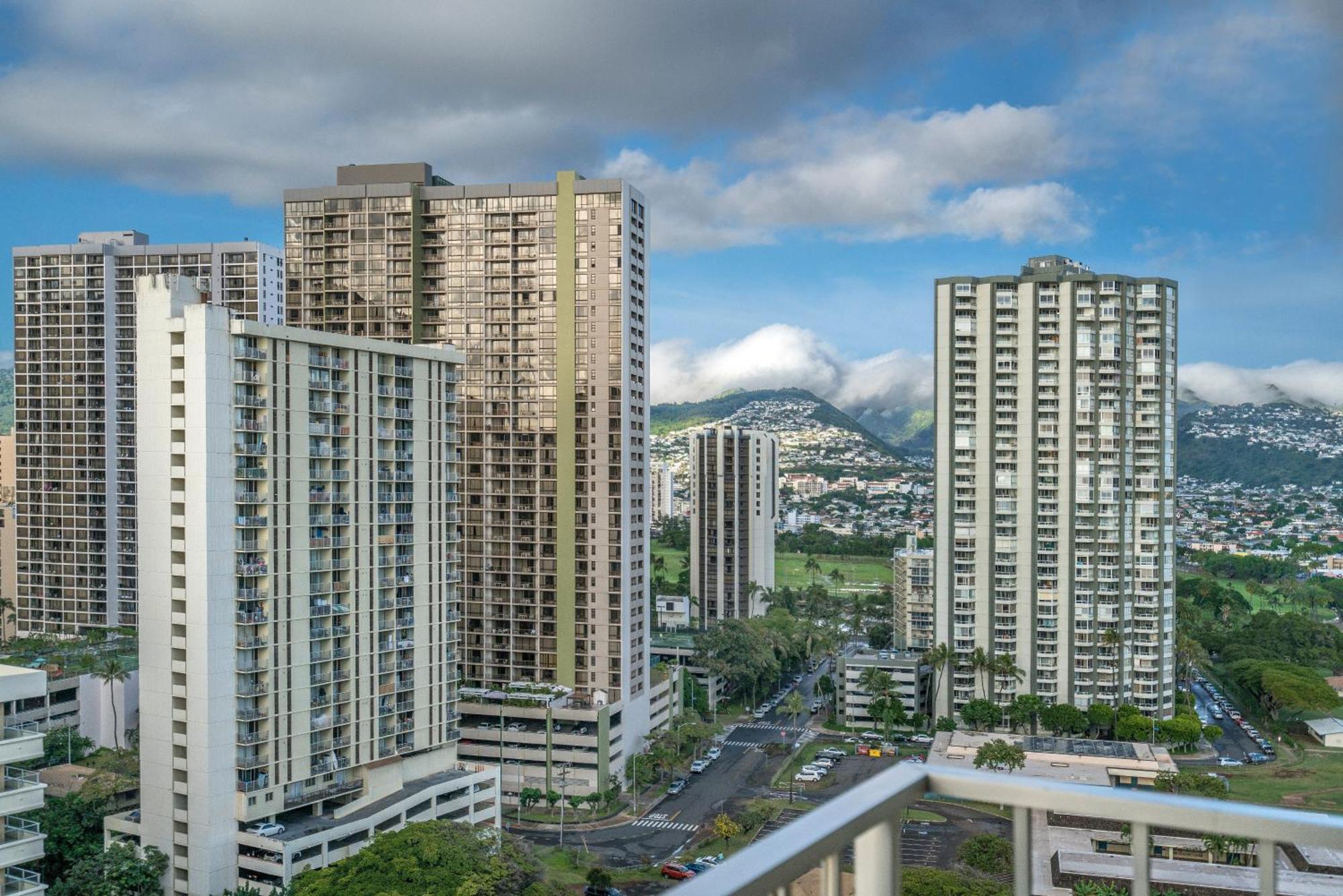 Queen Kapiolani Hotel Honolulu Buitenkant foto